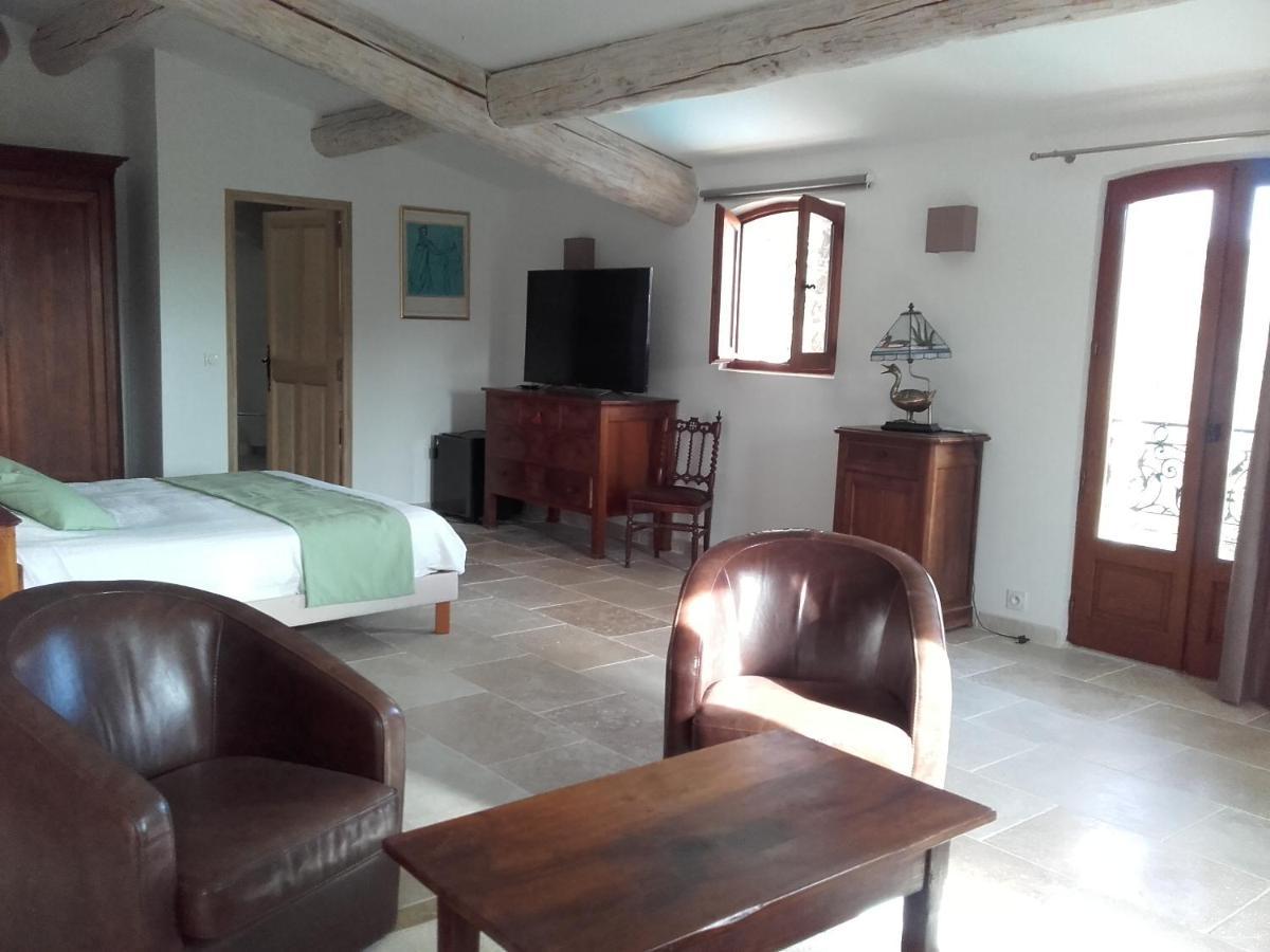 לה קסטלה La Bastide De L'Oliveraie מראה חיצוני תמונה